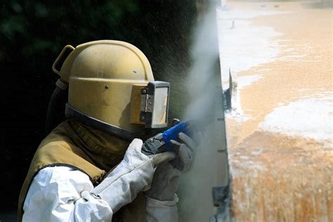 Sandblasting equipment in action